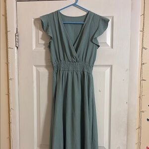 Long Elegant Light Green Dress